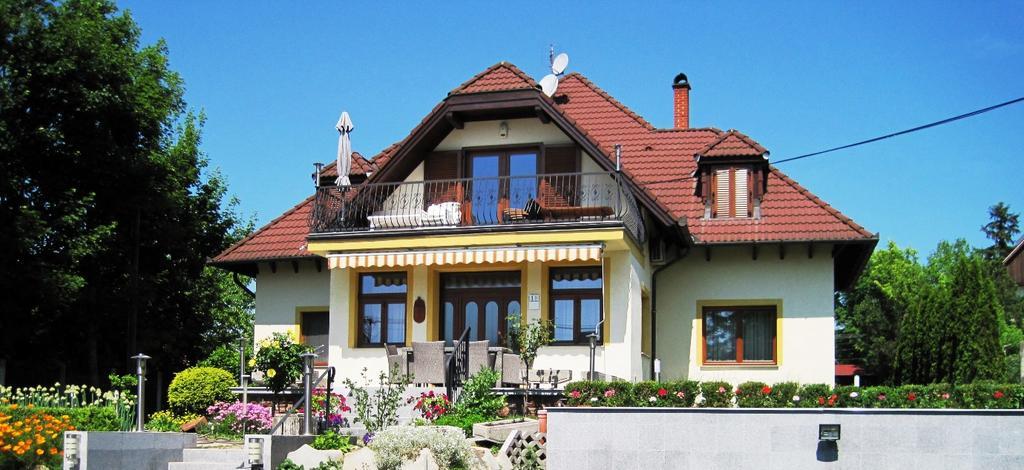 Hotel Mikes Vendeghaz Balatonfüred Exterior foto